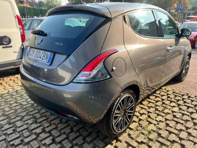 Lancia Ypsilon 1.0 FireFly 5 porte S&S Hybrid Ecochic Gold (6)