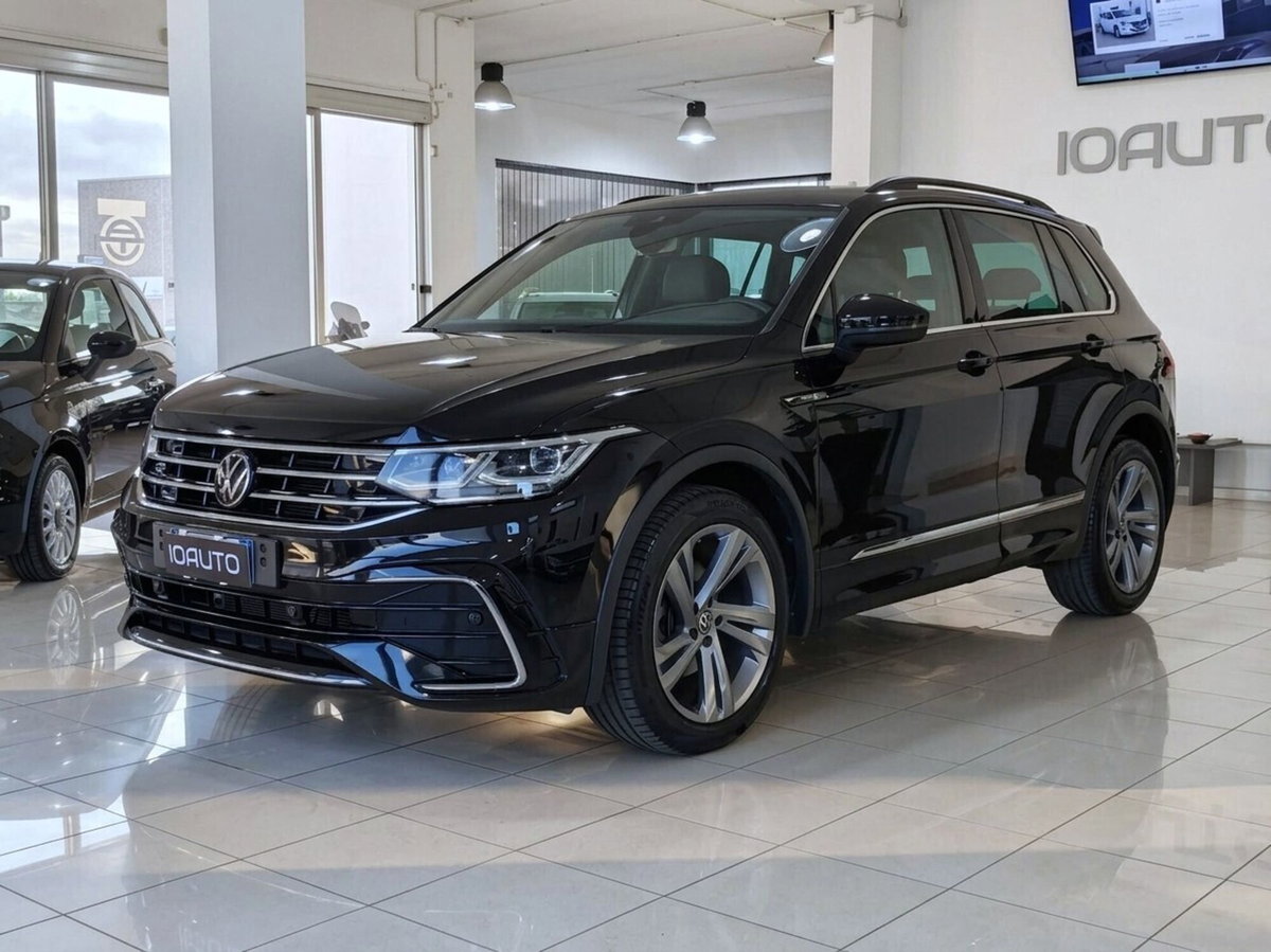 Volkswagen Tiguan 2.0 TDI 150 CV SCR DSG 4MOTION R-Line (3)