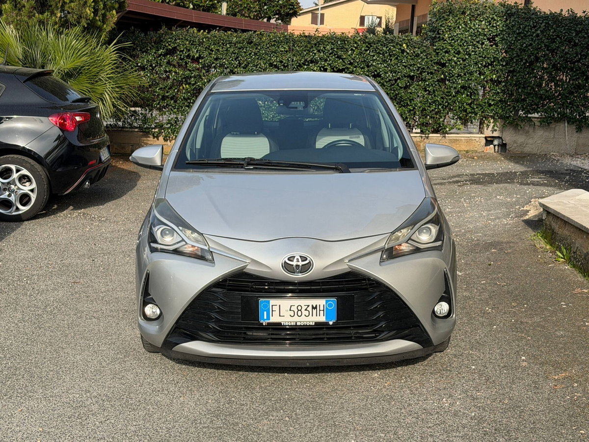 Toyota Yaris 1.0 3 porte Sol GPL (2)