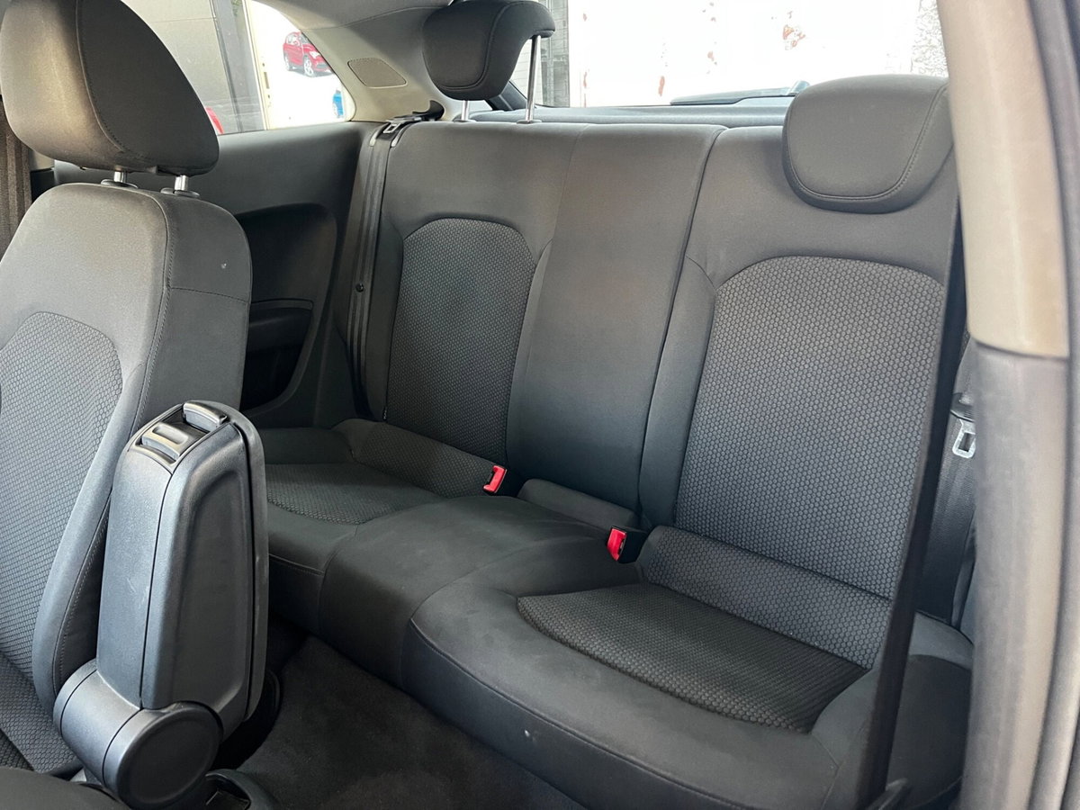 Audi A1 1.2 TFSI Ambition (6)
