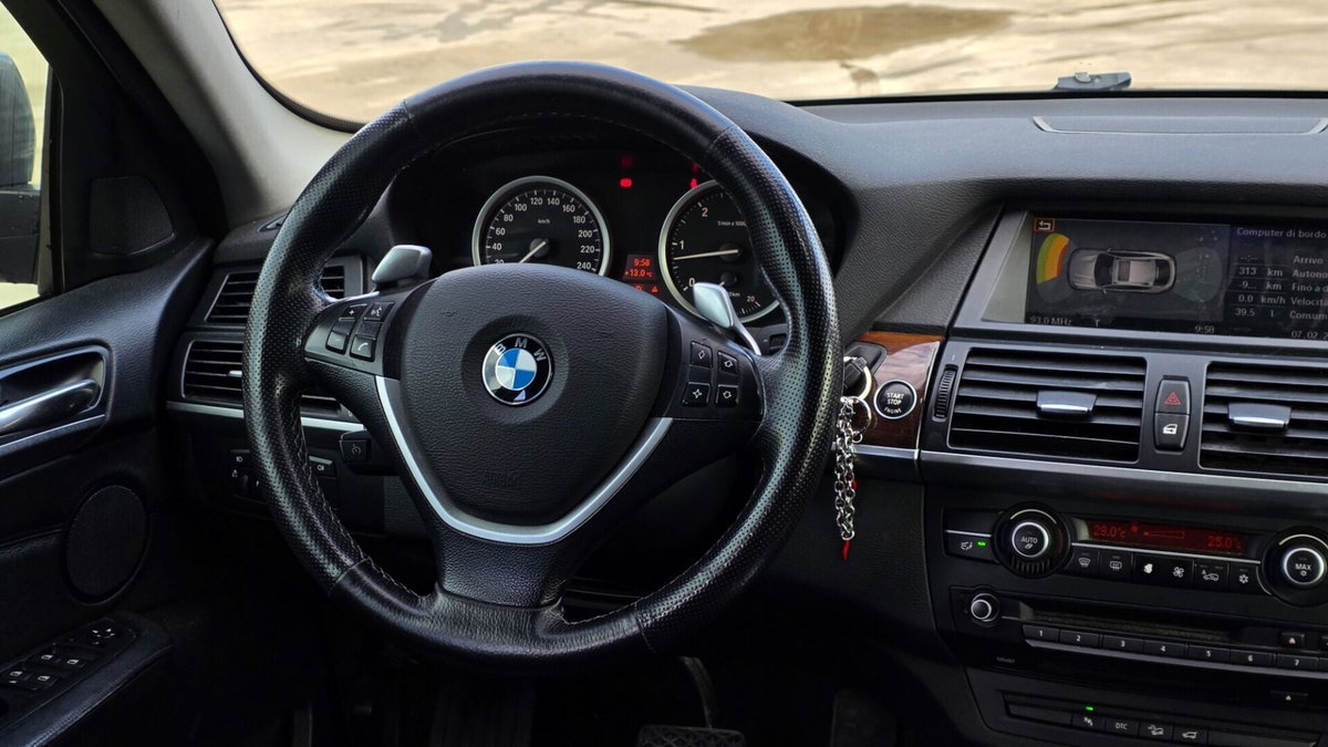 BMW X6 xDrive30d Futura (15)