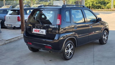 Suzuki Ignis 1.3i 16V cat 4WD GL (6)