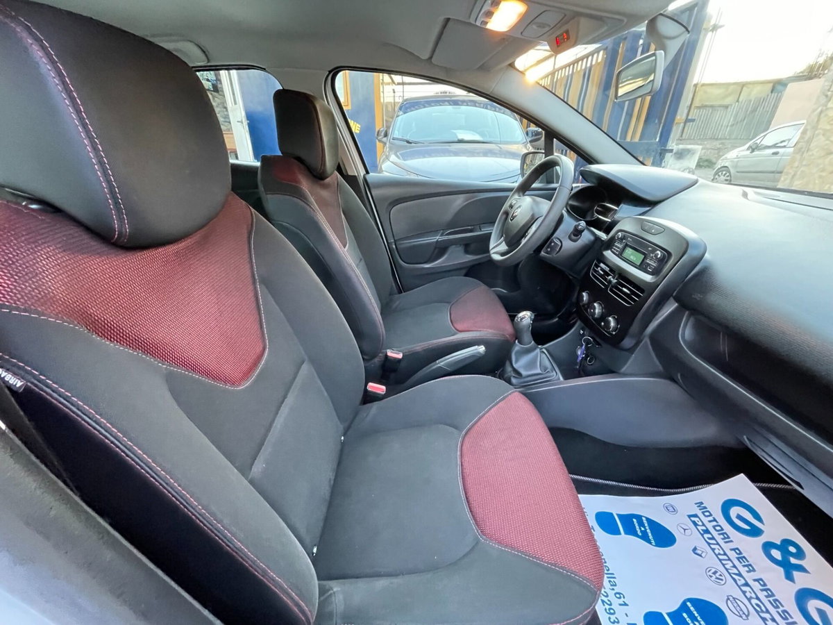 Renault Clio 1.5 dCi 8V 75CV 5 porte Live (13)