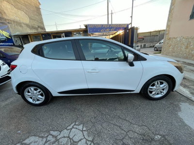 Renault Clio 1.5 dCi 8V 75CV 5 porte Live (16)