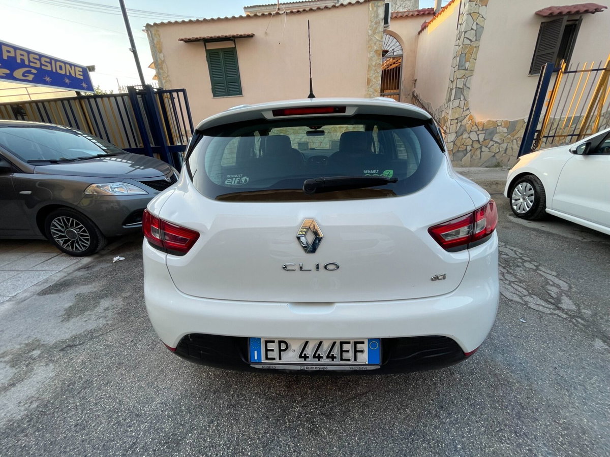 Renault Clio 1.5 dCi 8V 75CV 5 porte Live (18)