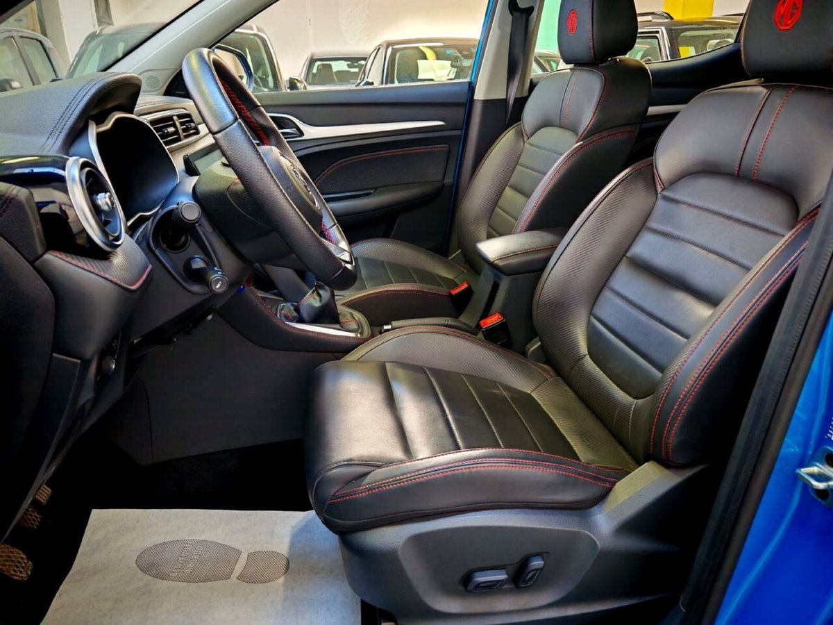 Mg ZS ZS 1.5 Luxury (10)