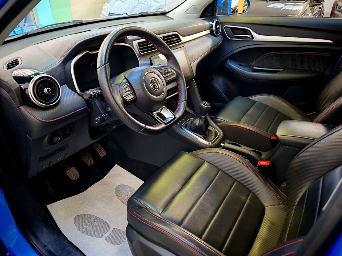 Mg ZS ZS 1.5 Luxury (9)