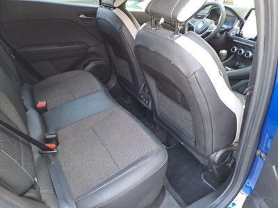 Renault Captur 1.0 eco-g Techno 100cv (12)