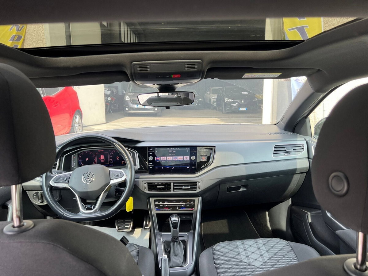 Volkswagen Taigo 1.5 tsi R-Line 150cv dsg (17)