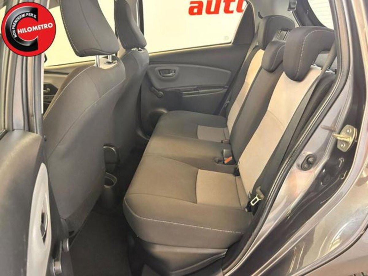Toyota Yaris 1.5 Hybrid 5 porte Energy (13)