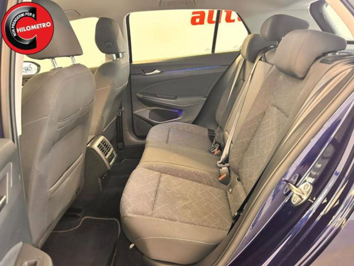 Volkswagen Golf Variant 1.0 eTSI EVO DSG Life (13)
