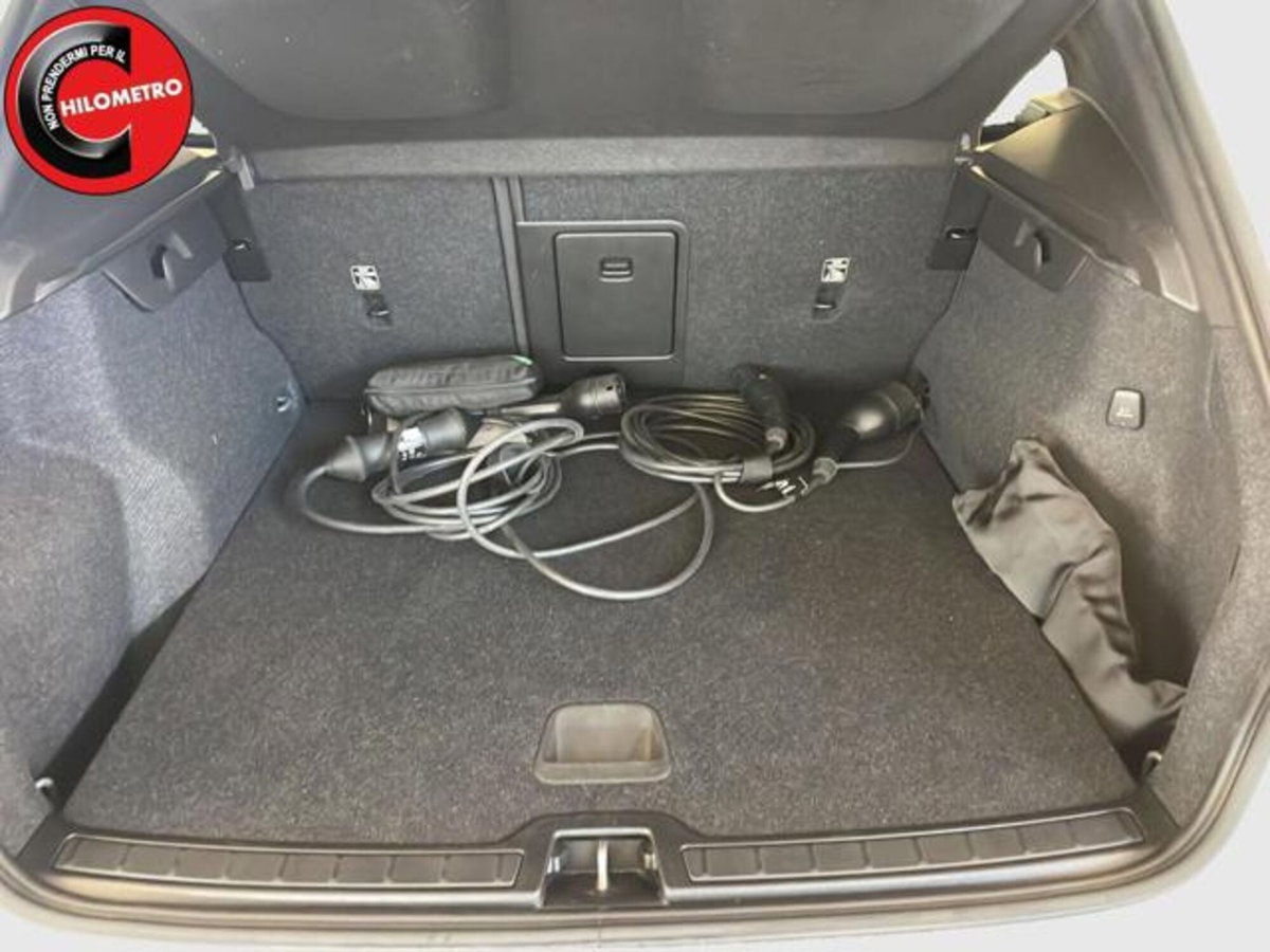 Volvo XC40 T4 Recharge Plug-in Hybrid automatico Core (15)