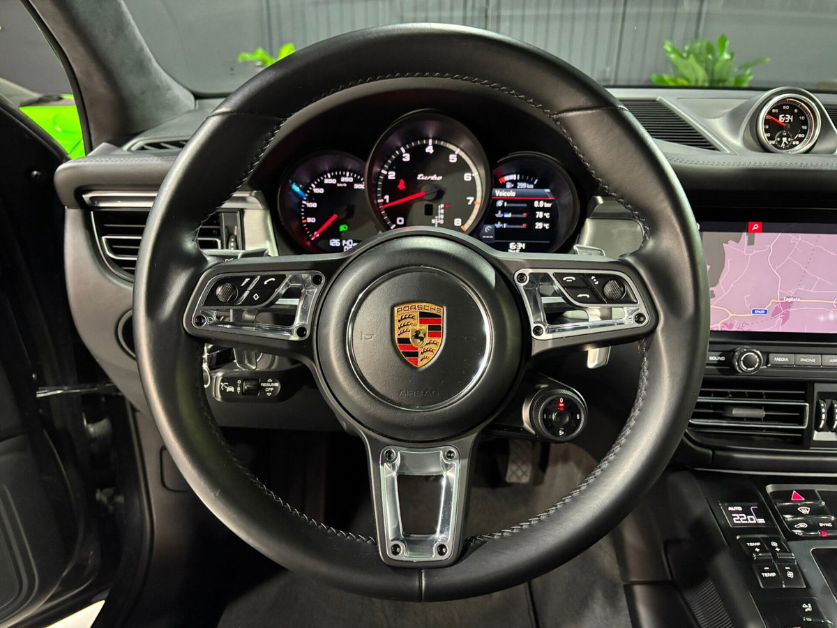 Porsche Macan Turbo (11)