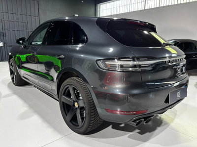 Porsche Macan Turbo (3)
