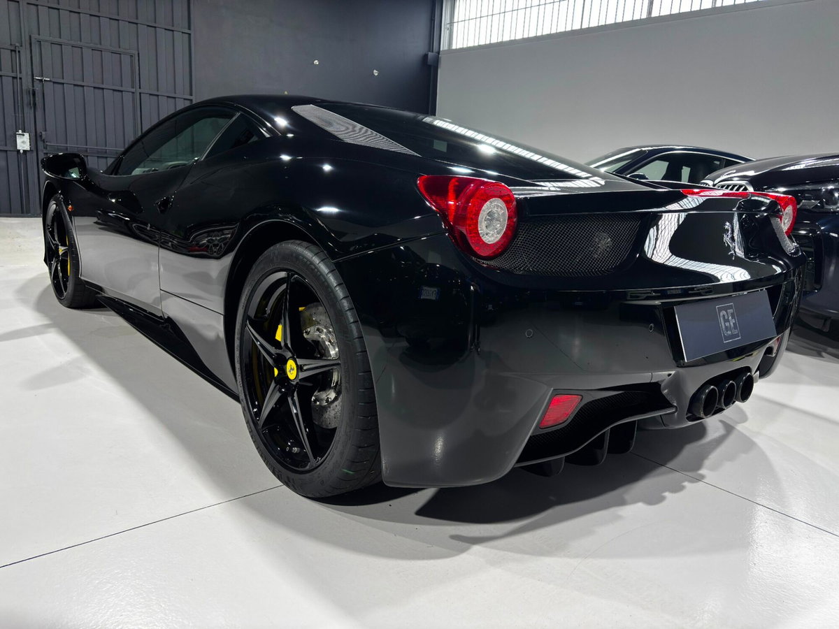 Ferrari 458 Coupé 458 Italia DCT (4)