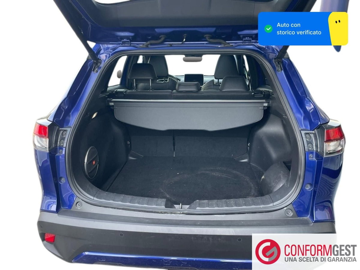 Toyota Corolla Cross Hybrid 2.0h Lounge 4wd 197cv e-cvt (10)