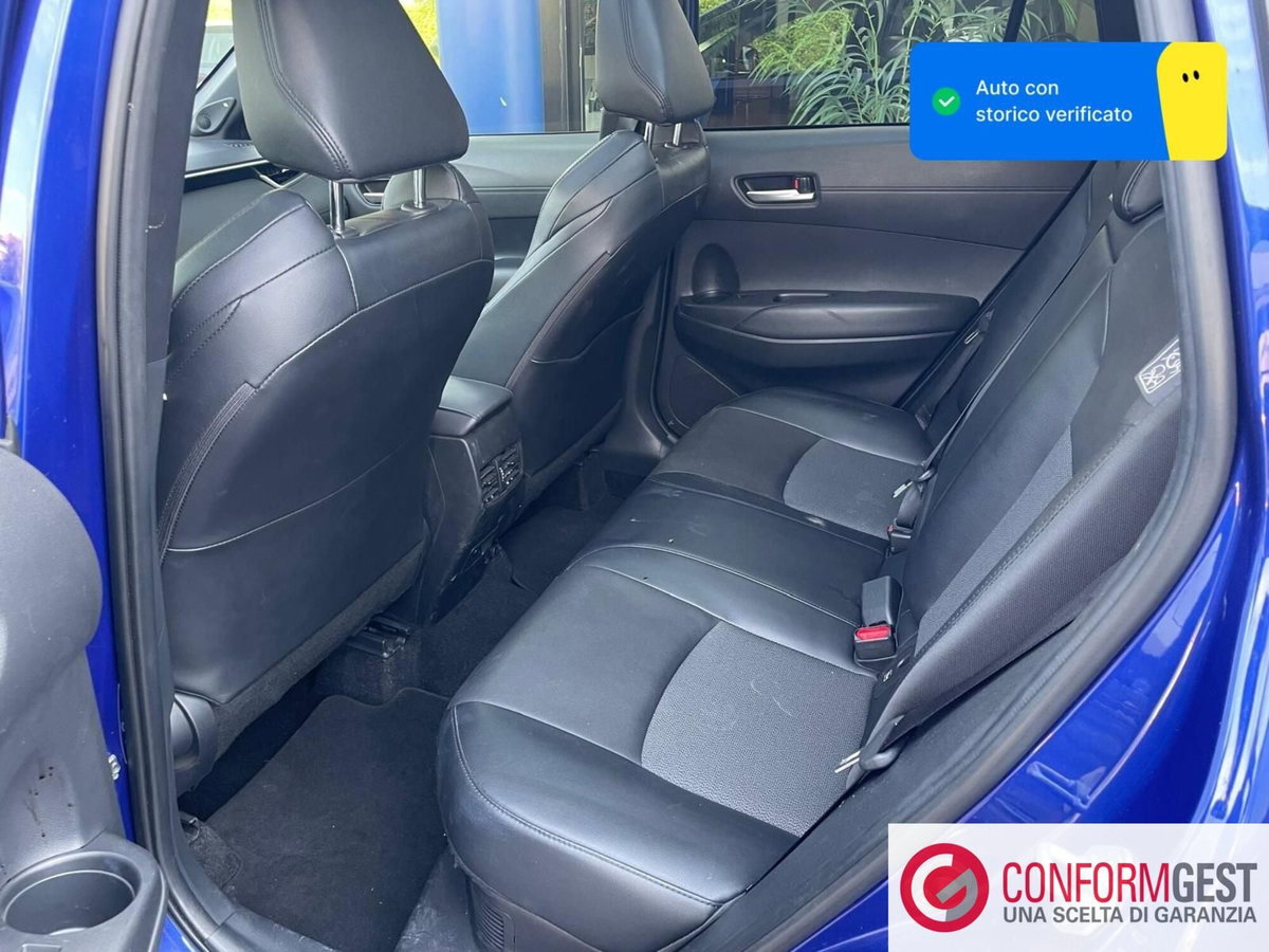 Toyota Corolla Cross Hybrid 2.0h Lounge 4wd 197cv e-cvt (9)