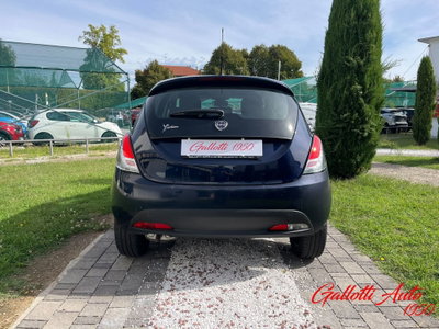 Lancia Ypsilon 1.2 69 CV 5 porte Elefantino Blu (8)