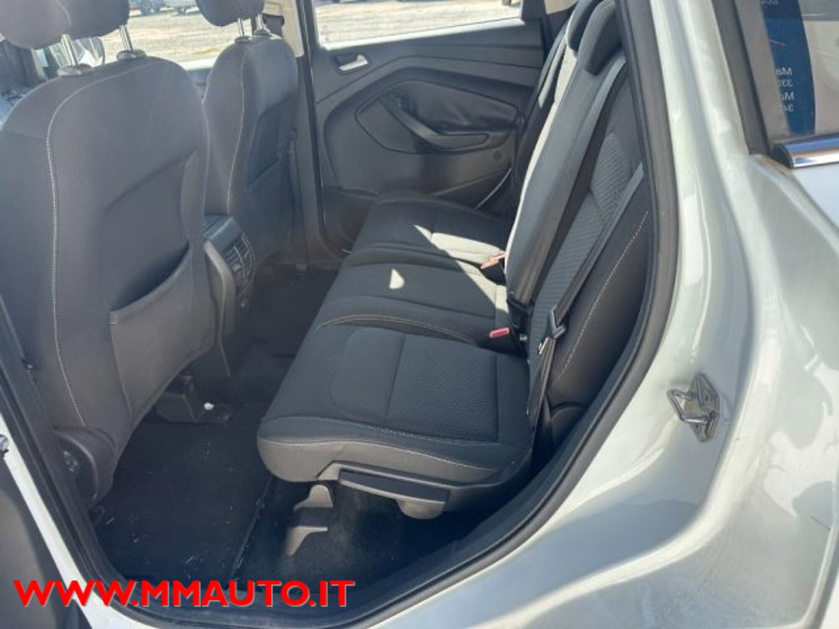 Ford Kuga 1.5 EcoBoost 120 CV 2WD (7)