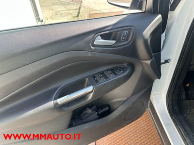 Ford Kuga 1.5 EcoBoost 120 CV 2WD (9)