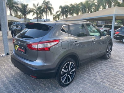 Nissan Qashqai 1.6 dCi 2WD Tekna (3)