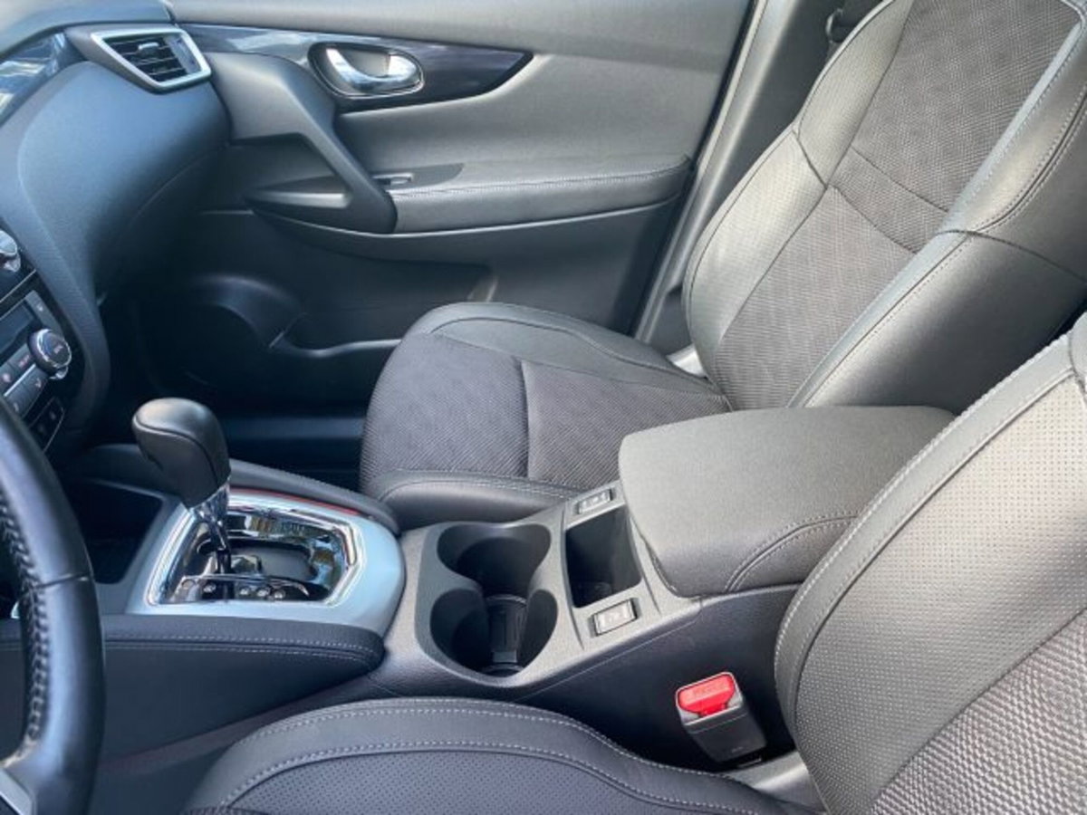 Nissan Qashqai 1.6 dCi 2WD Tekna (7)