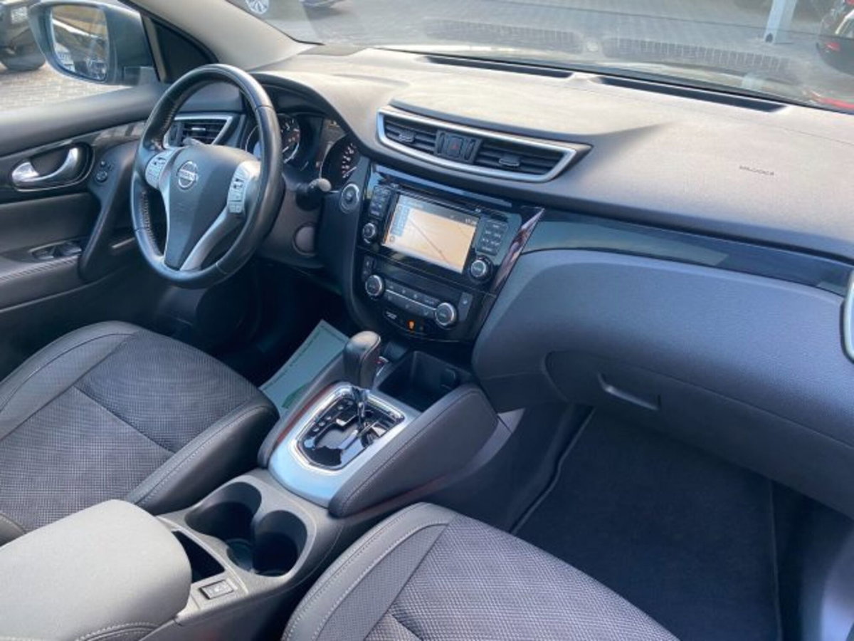 Nissan Qashqai 1.6 dCi 2WD Tekna (9)