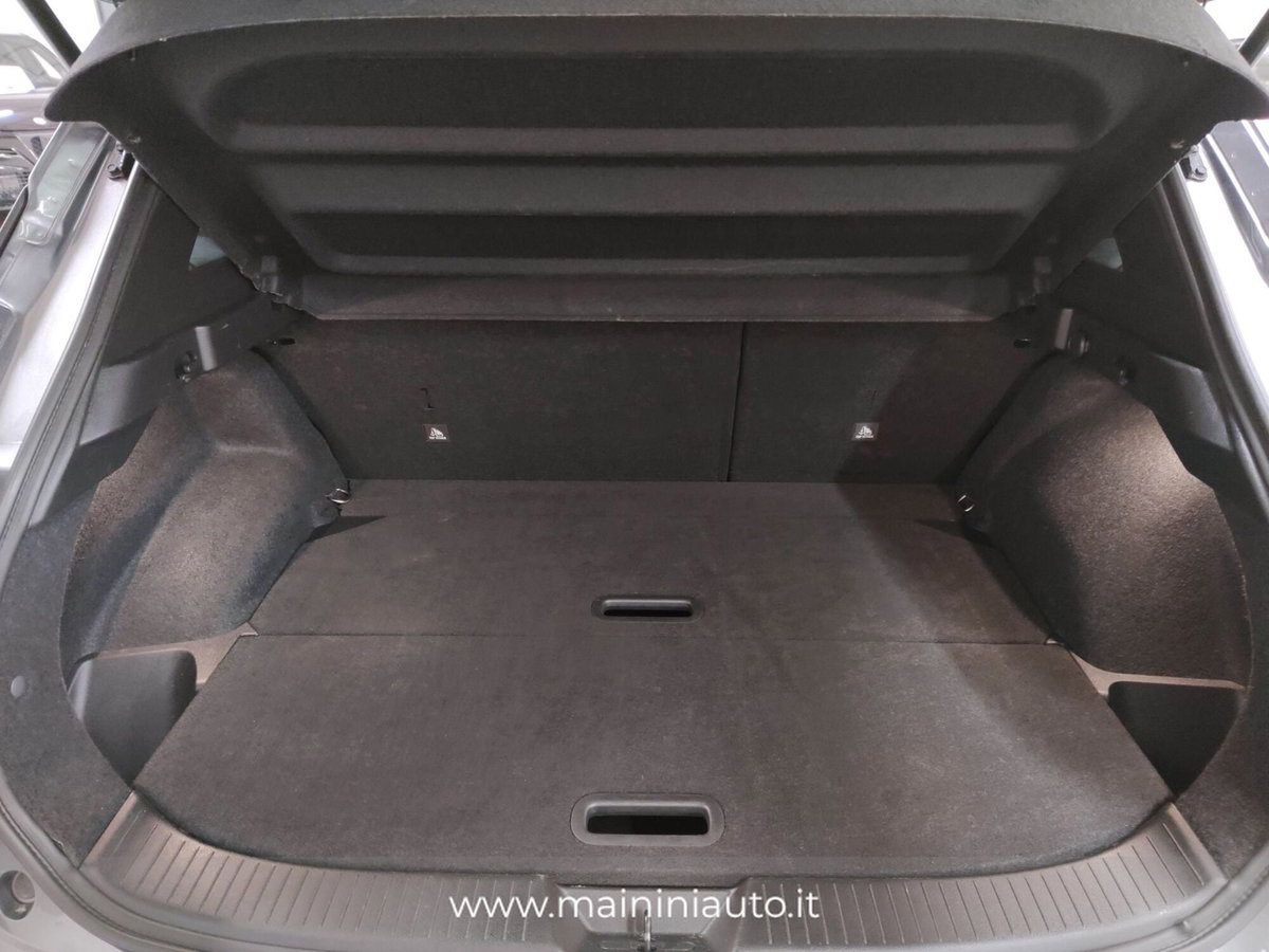 Nissan Qashqai 1.3 mhev N-Connecta 2wd 140cv (10)