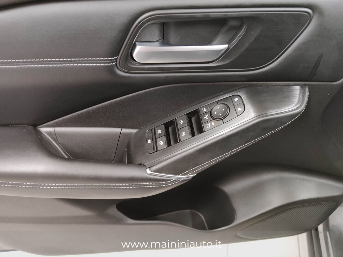 Nissan Qashqai 1.3 mhev N-Connecta 2wd 140cv (15)