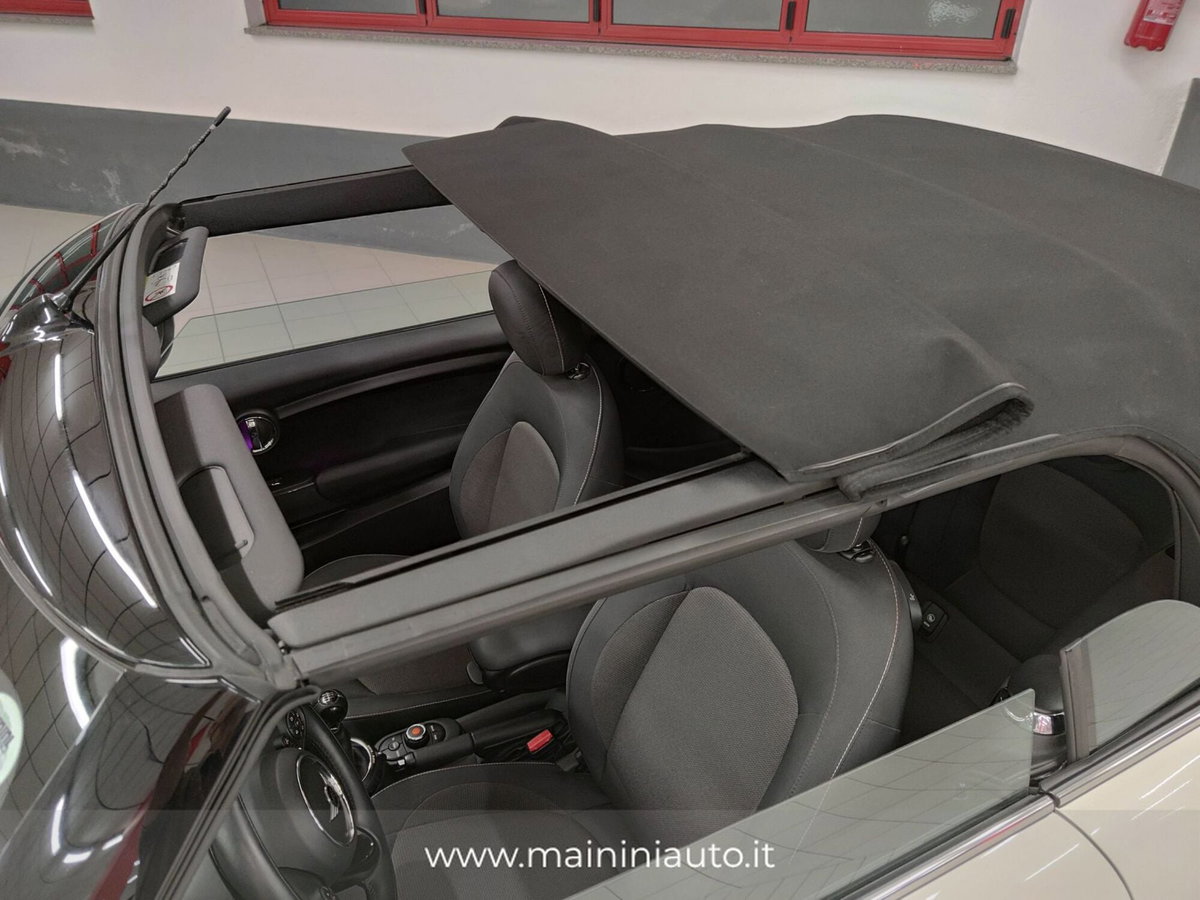 MINI Mini Cabrio 1.2 One Cabrio (8)