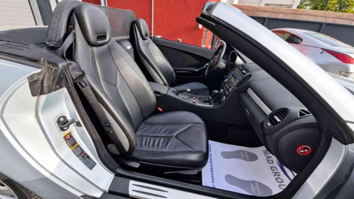 Mercedes-Benz SLK 350 cat Sport (10)