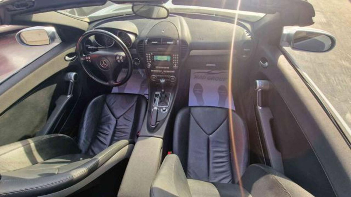 Mercedes-Benz SLK 350 cat Sport (12)