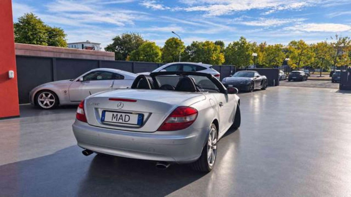 Mercedes-Benz SLK 350 cat Sport (7)