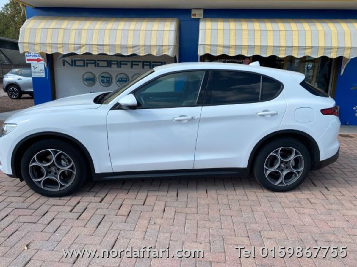 Alfa Romeo Stelvio Stelvio 2.2 Turbodiesel 190 CV AT8 Q4 Sprint (4)