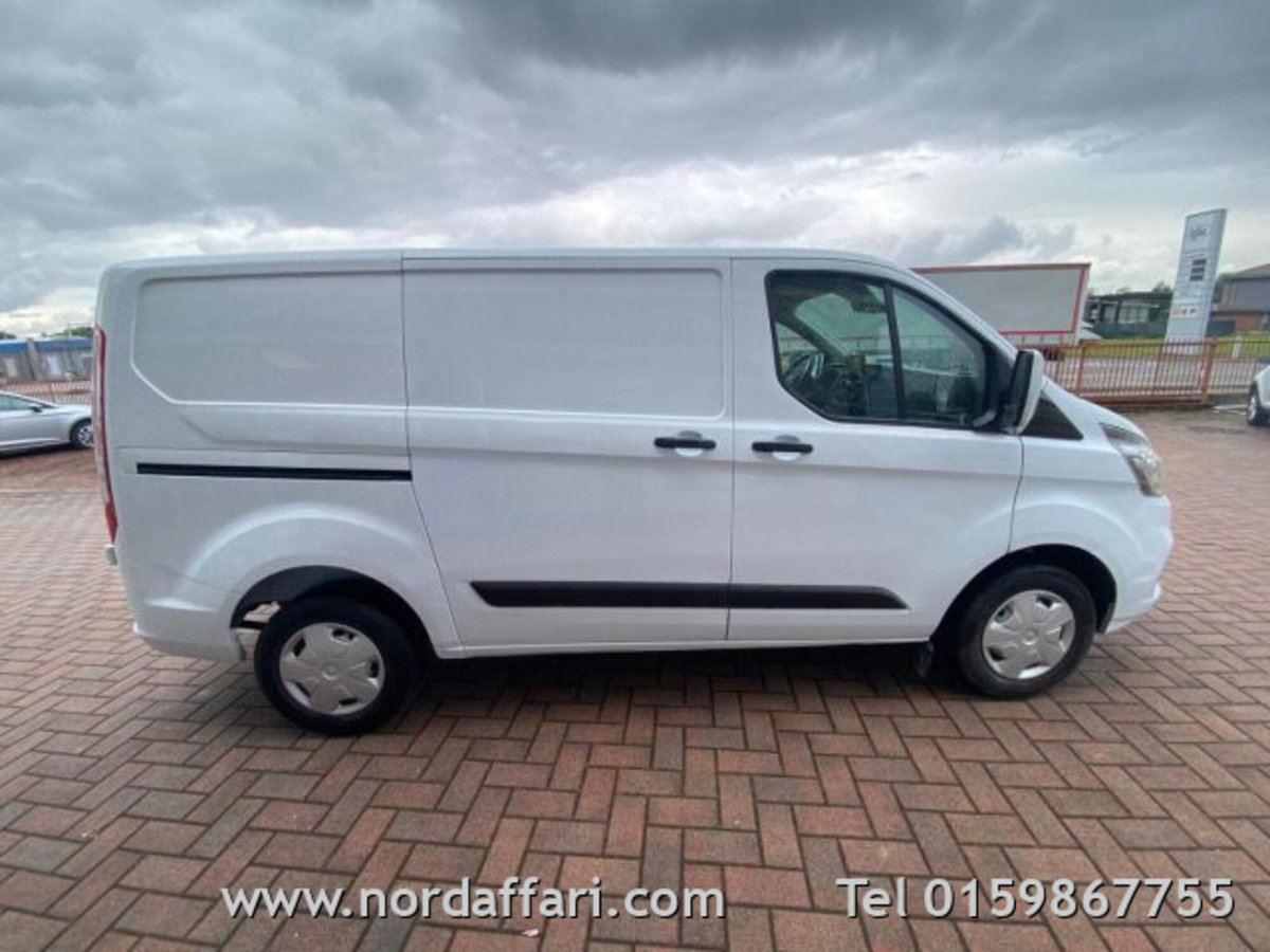 Ford Transit Custom Furgone 320 2.0 EcoBlue 130 PC Furgone Trend (5)