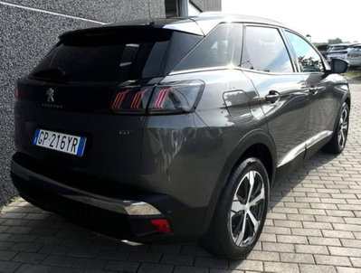Peugeot 3008 BlueHDi 130 S&S EAT8 GT (10)
