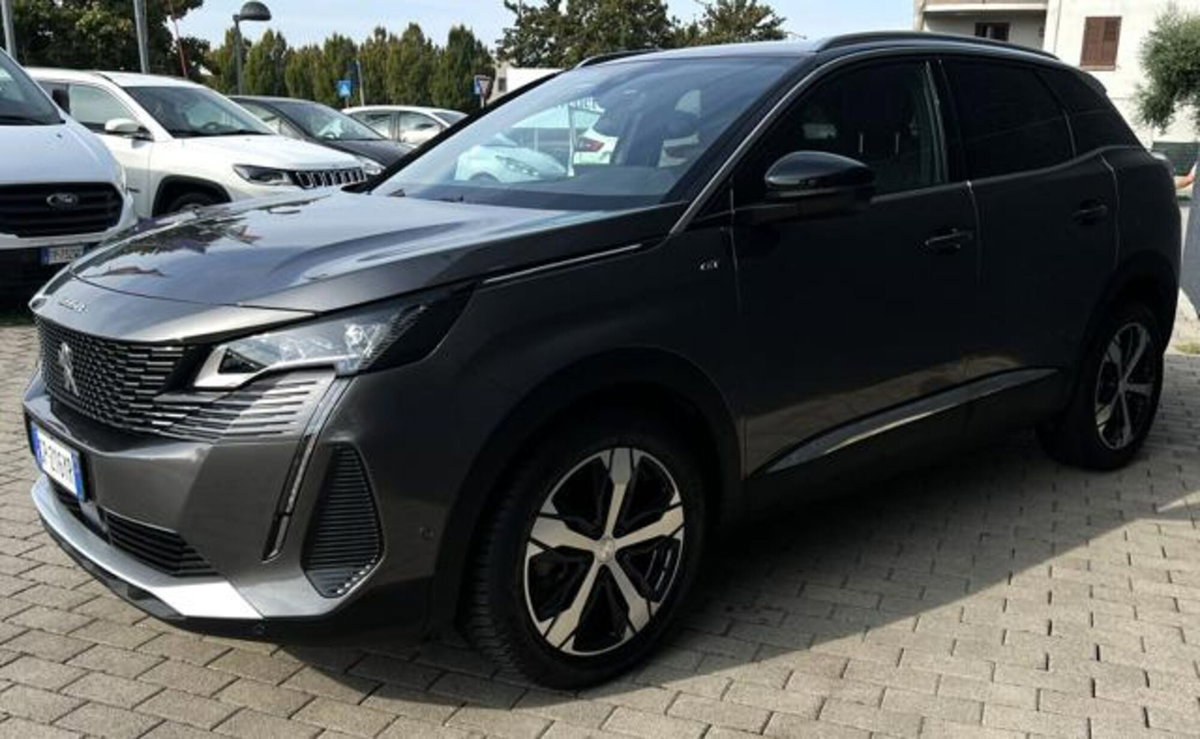 Peugeot 3008 BlueHDi 130 S&S EAT8 GT (15)