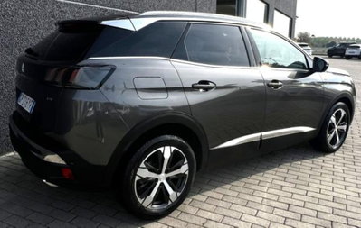 Peugeot 3008 BlueHDi 130 S&S EAT8 GT (9)