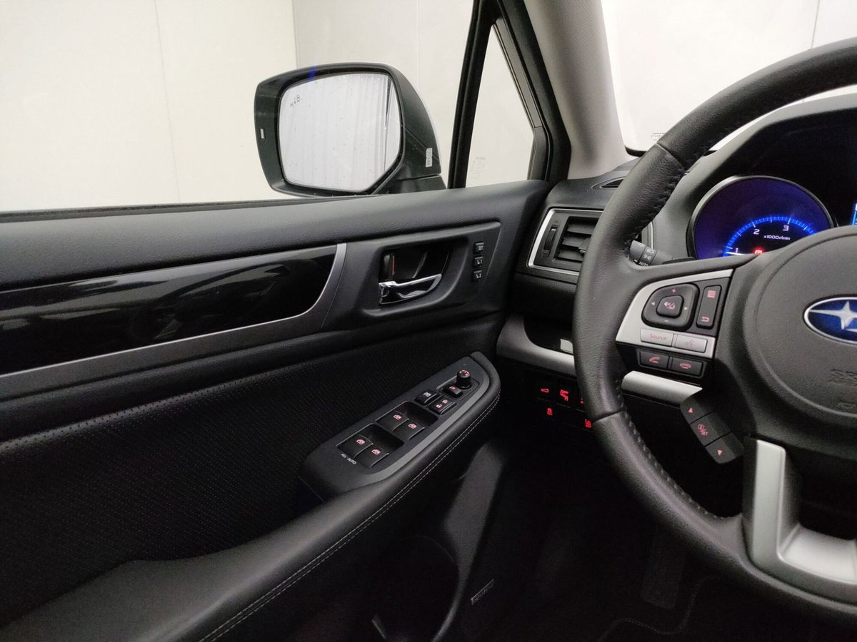 Subaru Outback 2.0d Lineartronic Unlimited (16)