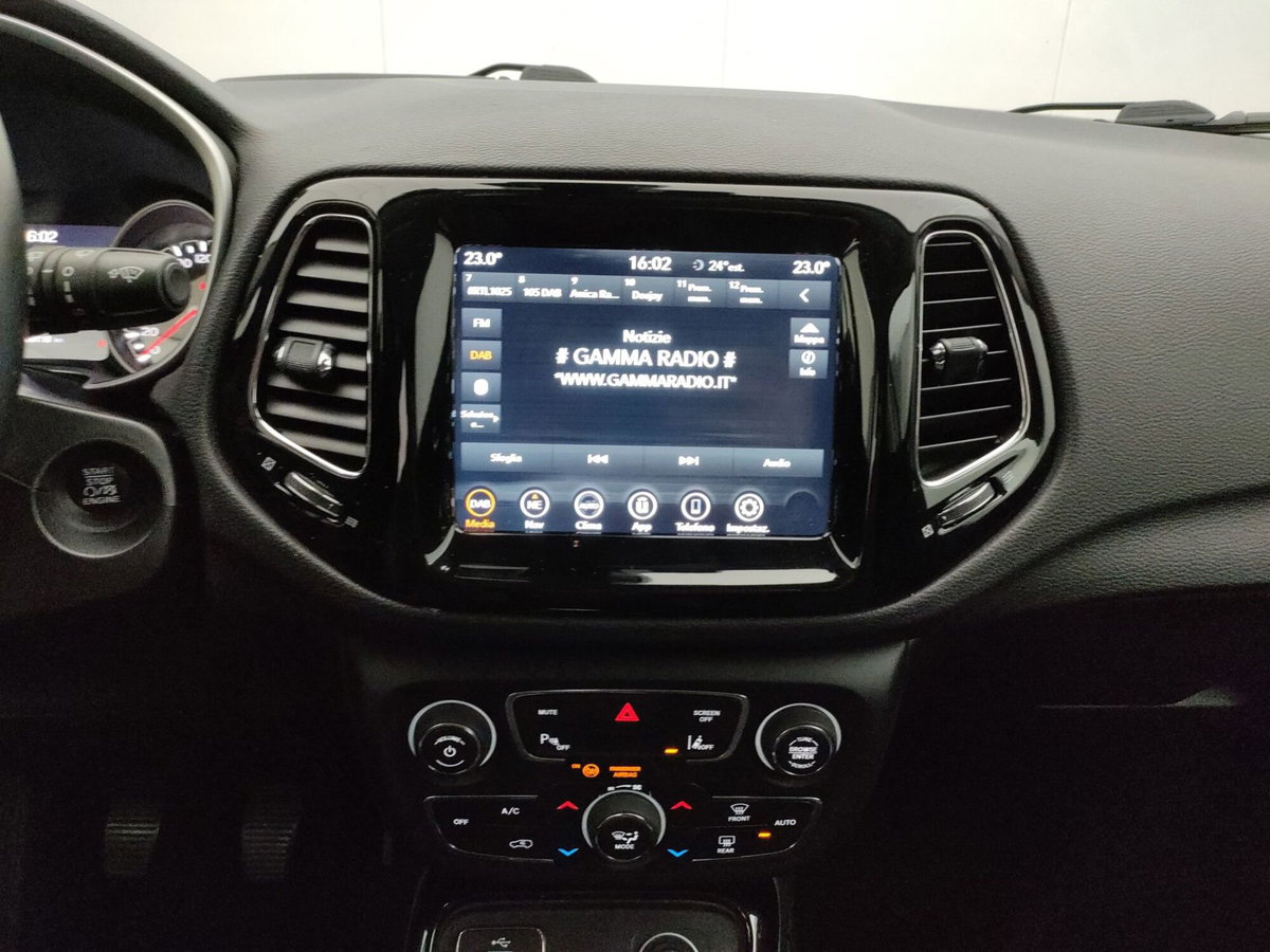 Jeep Compass 1.6 Multijet II 2WD Limited (14)