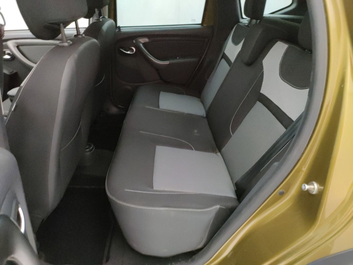 Dacia Duster 1.6 115CV S&S 4x2 Serie Limitata Urban Explorer (8)