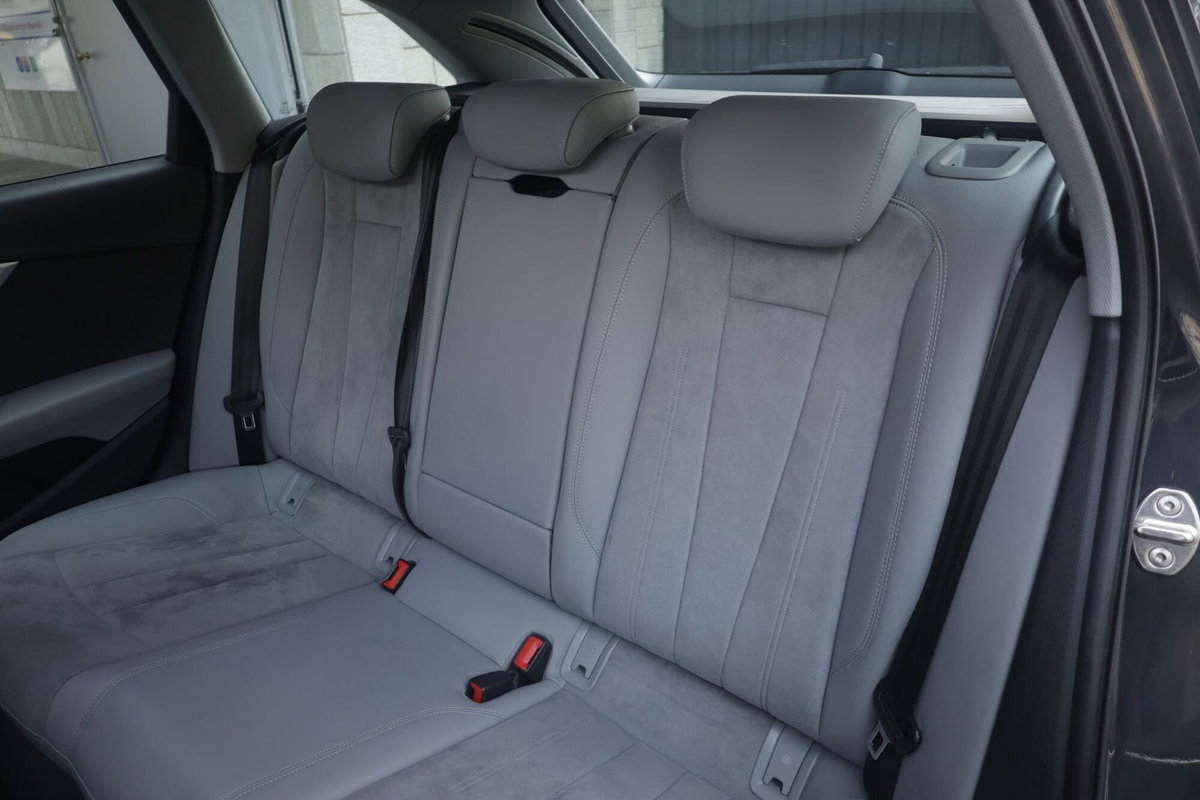 Audi A4 Allroad 2.0 TDI 190 CV S tronic Business Evolution (3)