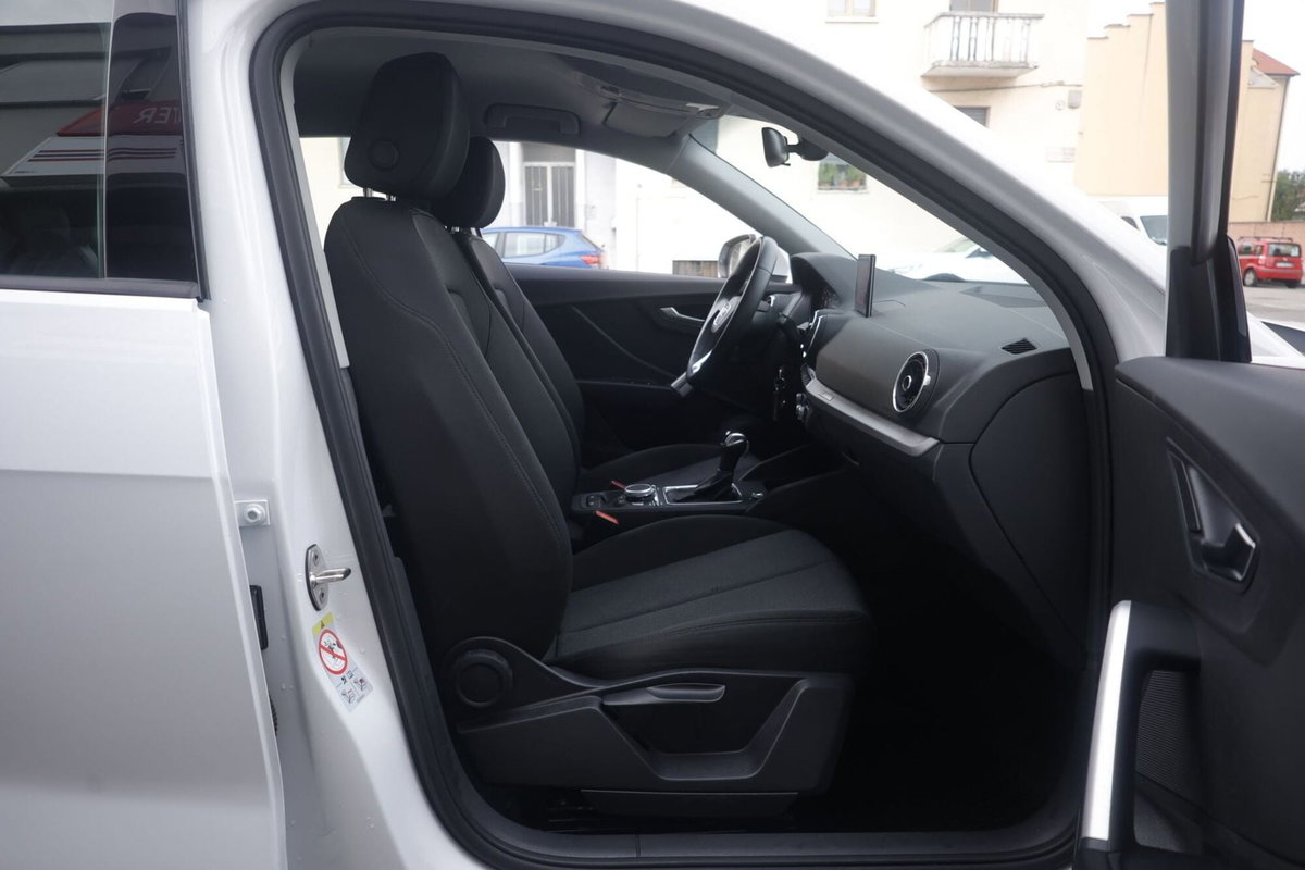 Audi Q2 Q2 35 TFSI (12)
