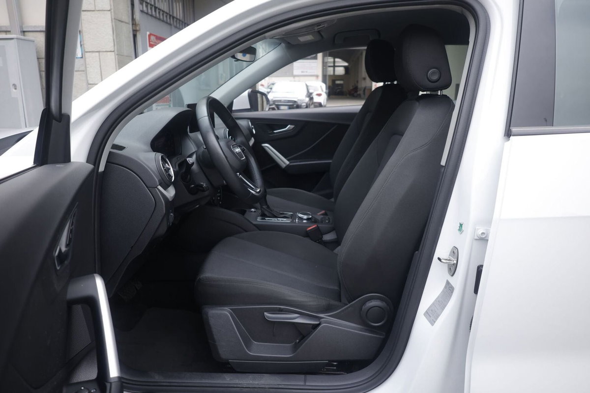 Audi Q2 Q2 35 TFSI (18)