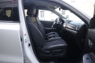 Suzuki Vitara 1.4 Boosterjet A/T Starview (12)