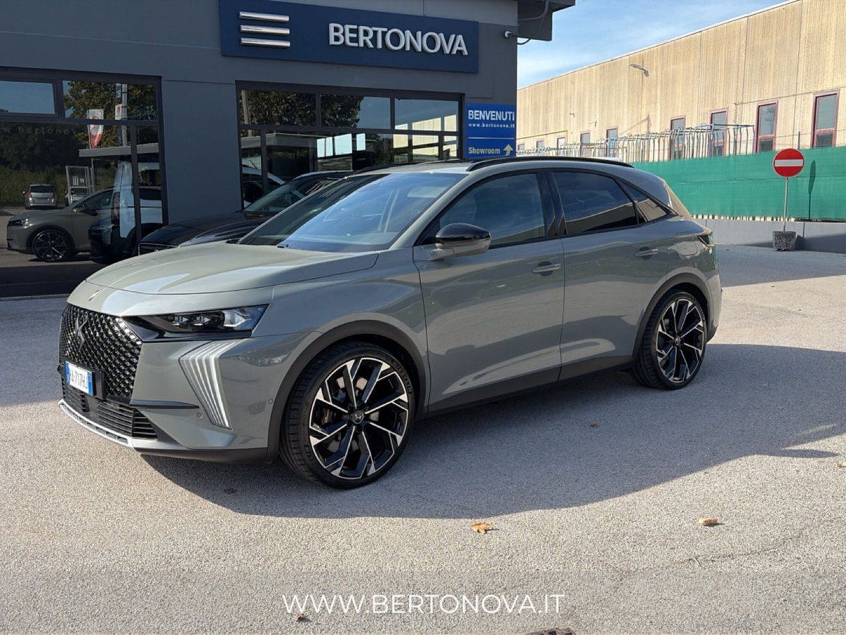 Ds DS 7 1.6 e-tense phev Performance Line+ 4x4 360cv auto (2)