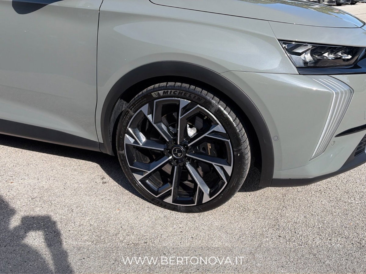 Ds DS 7 1.6 e-tense phev Performance Line+ 4x4 360cv auto (9)