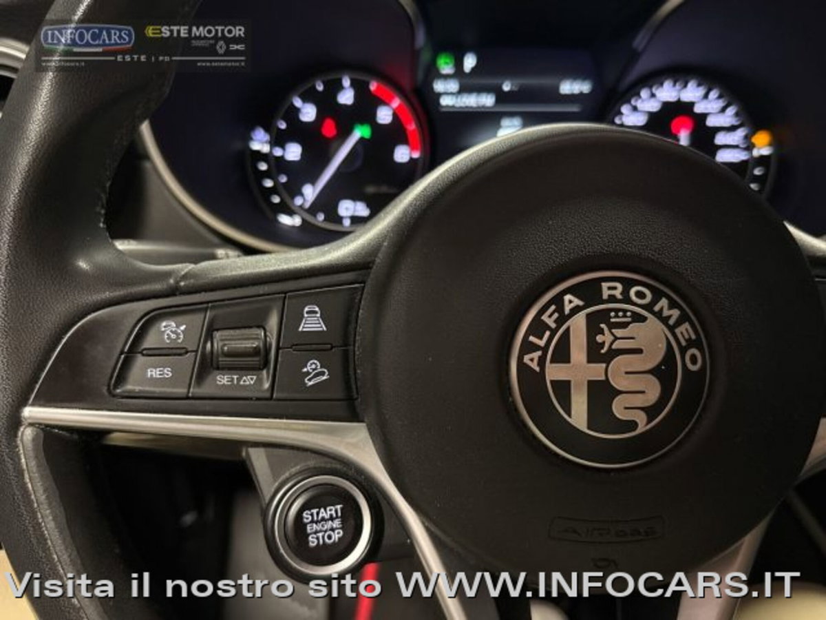 Alfa Romeo Stelvio Stelvio 2.2 Turbodiesel 160 CV AT8 RWD Sport-Tech (18)