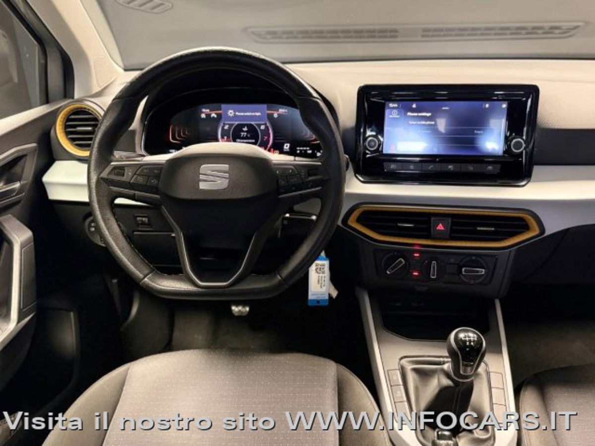 SEAT Arona 1.0 ecotsi Style 95cv (10)