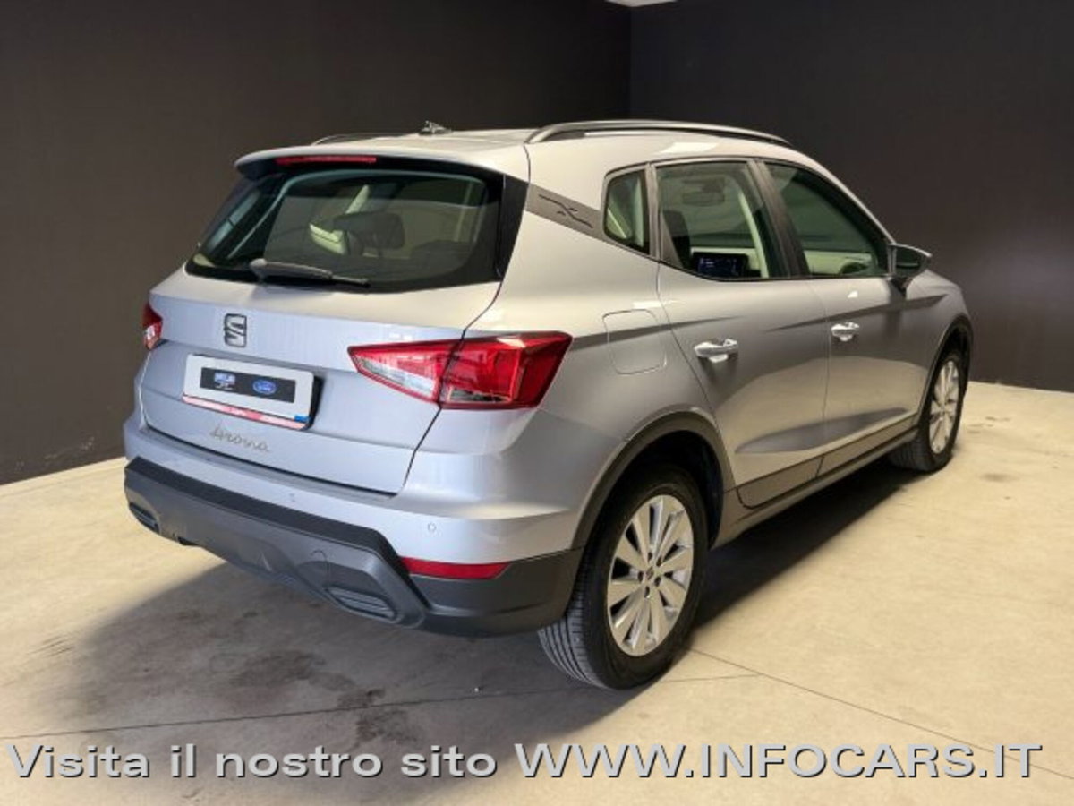 SEAT Arona 1.0 ecotsi Style 95cv (4)